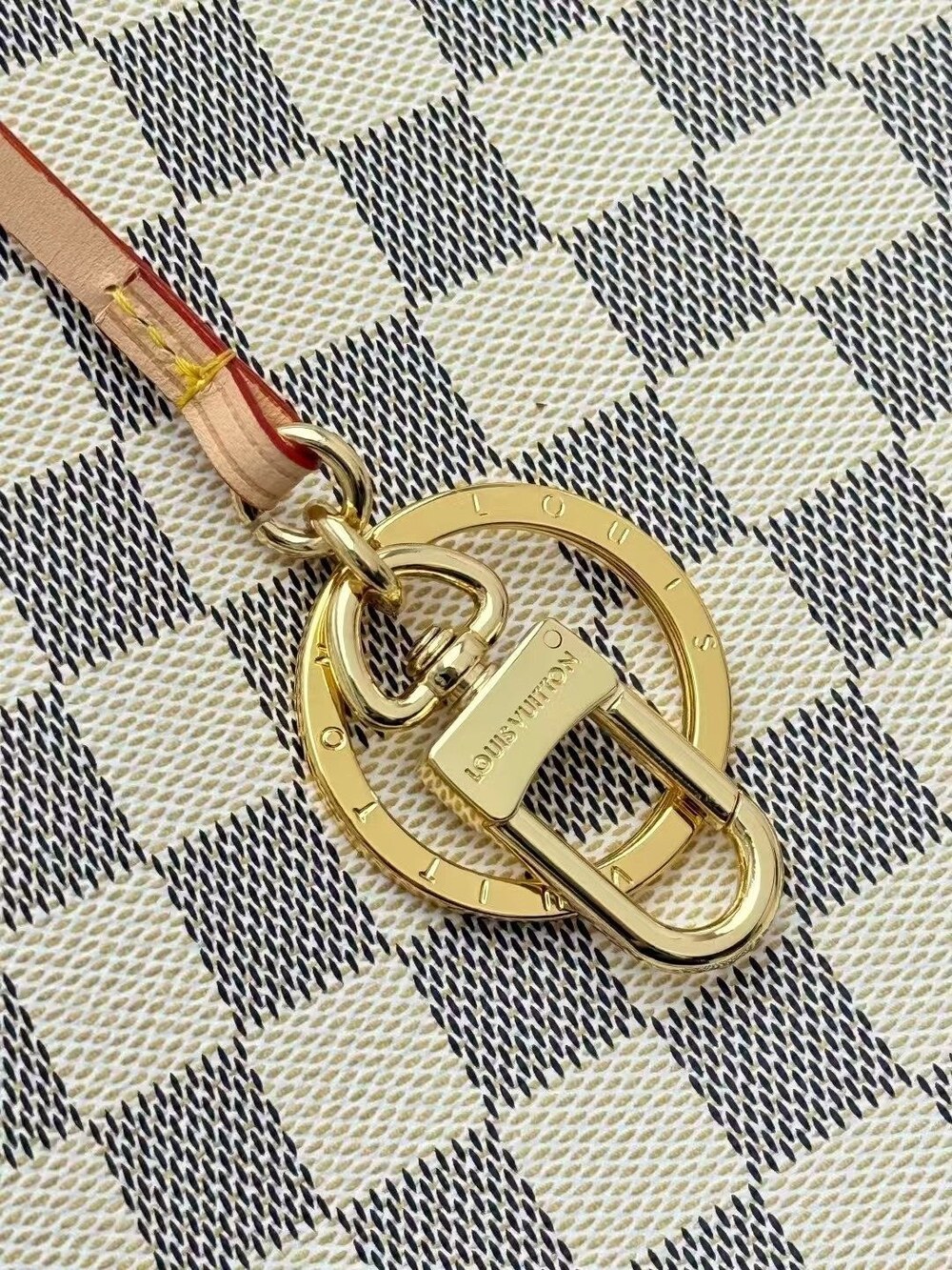 Louis Vuitton Damier Azur Canvas Artsy Shoulder Handbag with Gold Hardware - Picture 5 of 6
